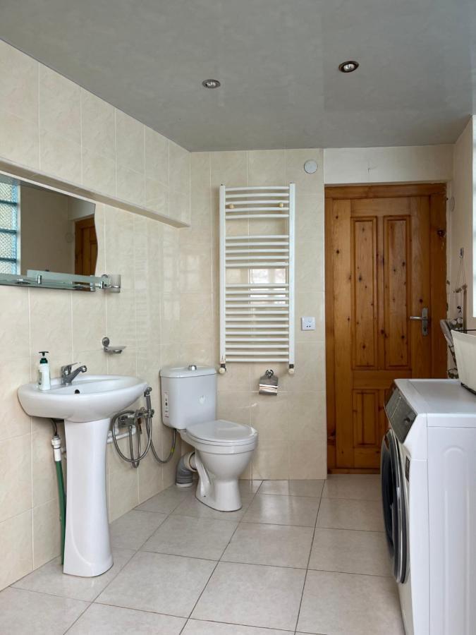 Guest House Anuki Signagi Buitenkant foto